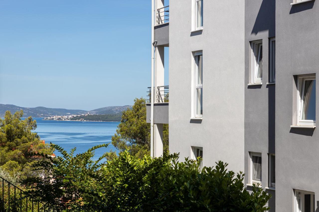 Villa Palavra Трогир Екстериор снимка