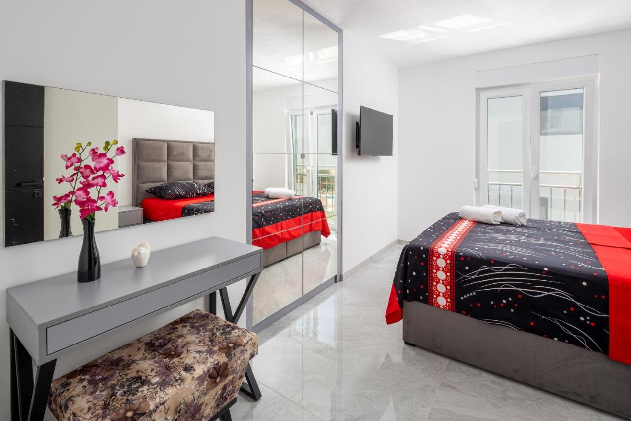 Villa Palavra Трогир Екстериор снимка