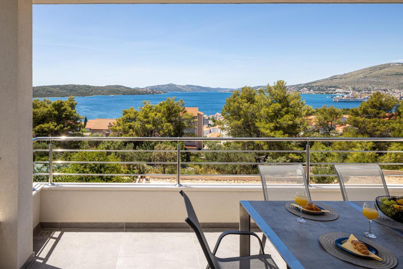 Villa Palavra Трогир Екстериор снимка